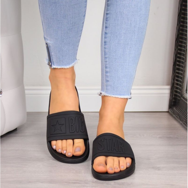 Naisten tossut Big Star Black DD274A271 musta kultainen 3