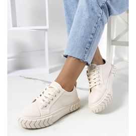 Beiget lenkkarit Clarence-alustalla 1