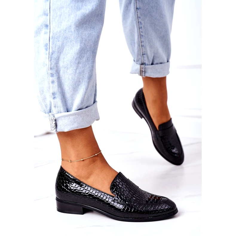 Lakatut mokkasiinit Vinceza 21-10674 musta 2