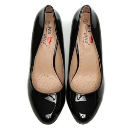 Yes Mile Lakatut pumput musta 1