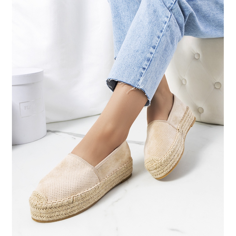Beige Capelle harjakattoiset espadrillit 1