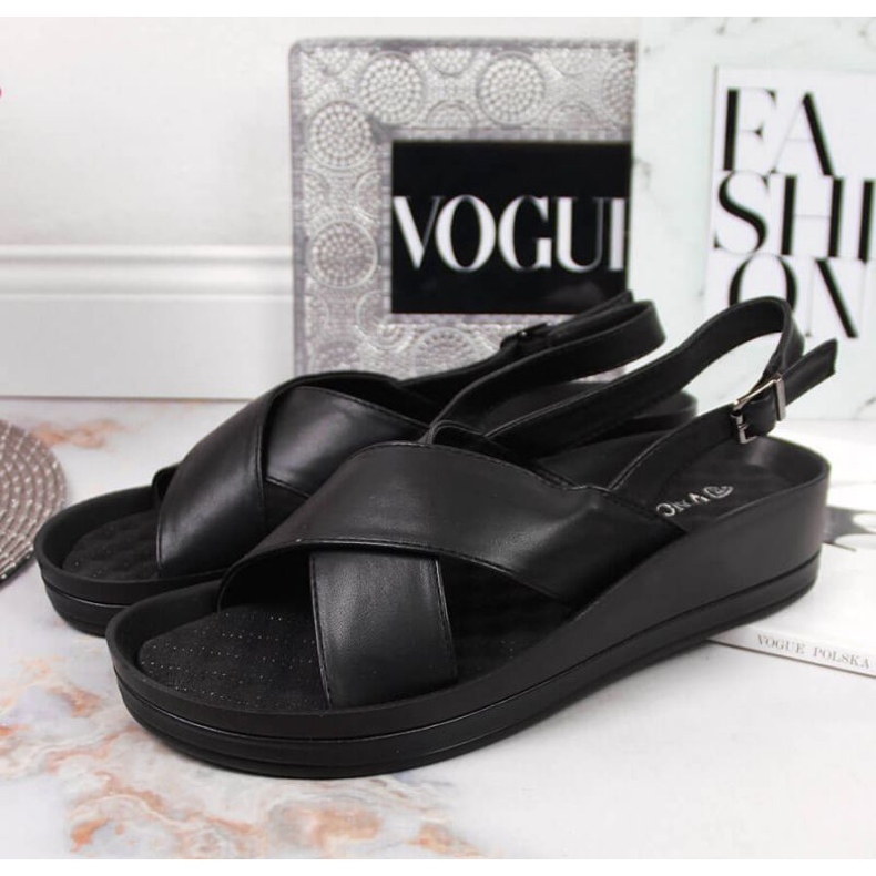 Musta Vinceza W JAN117A kiila sandaalit 2