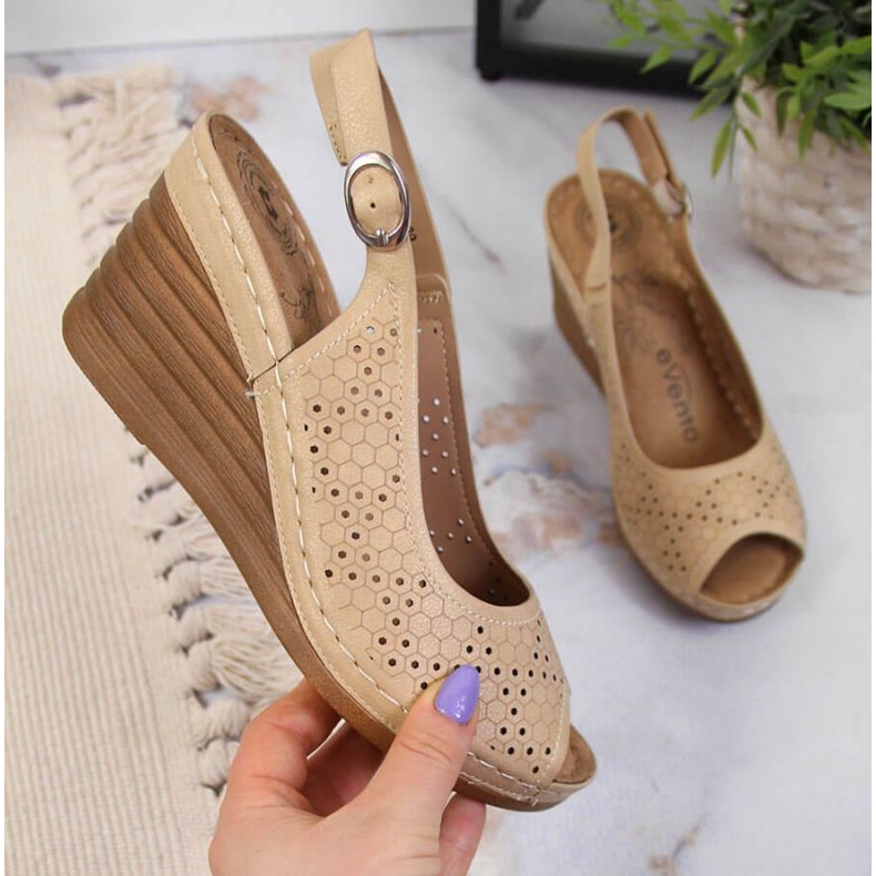 Kiila sandaalit eVento W EVE349B beige 1