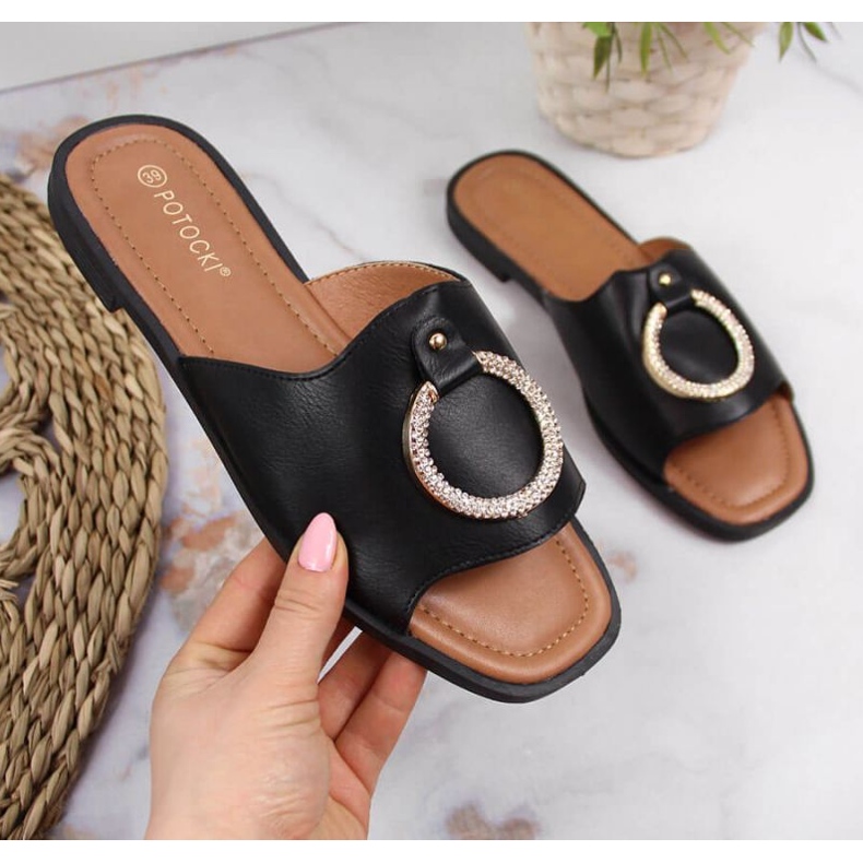 Mustat tossut koristeella Potocki W WOL74A 1