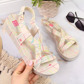 Zaxy W INT1709 beigenväriset kumisandaalit 1