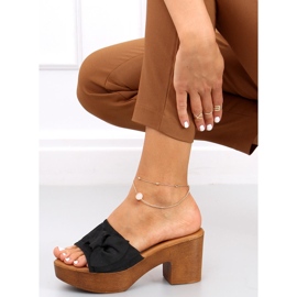 Tossut ala Zeri Mustat puukengät 1