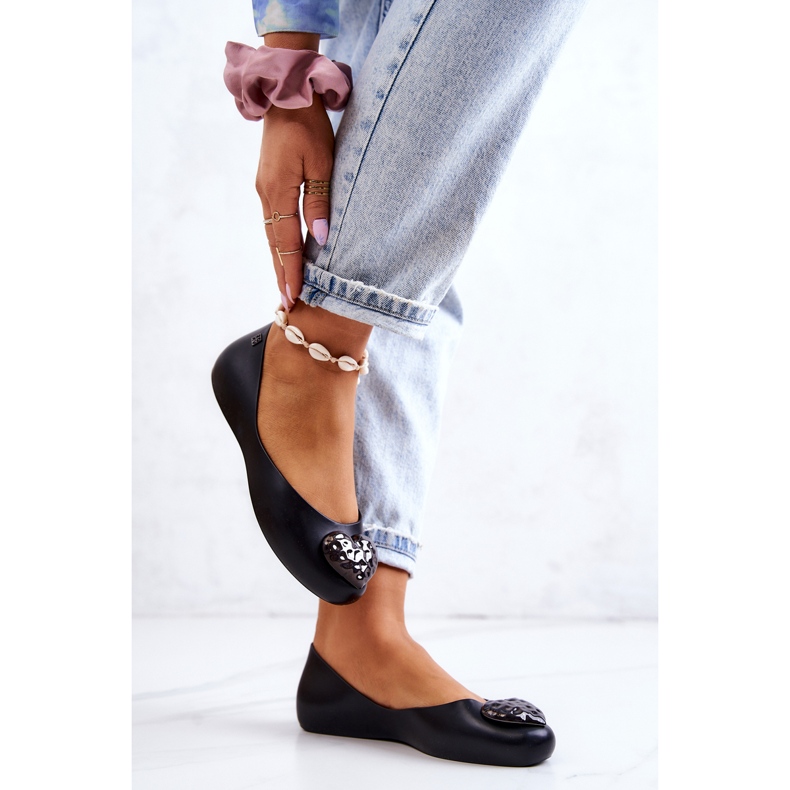 Naisten tuoksuvat kumiballerinat ZAXY JJ285046 musta 2