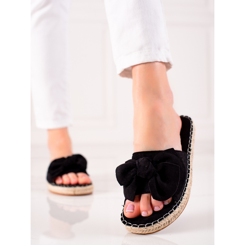 TRENDI Musta Kalpki Jousella 2