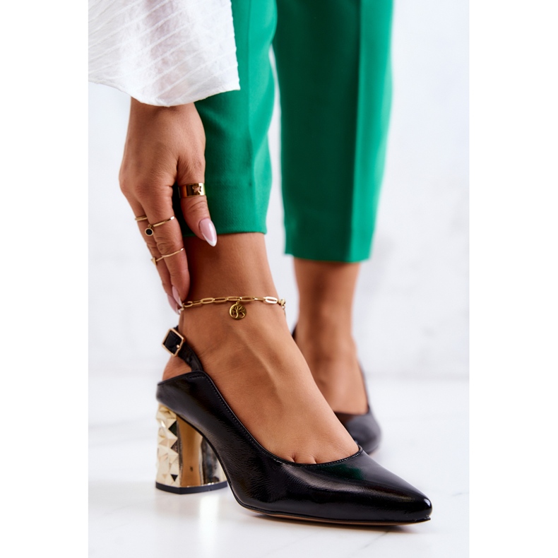 Nahkapumput baarissa Maciejka 05427-01 Musta kultainen 2