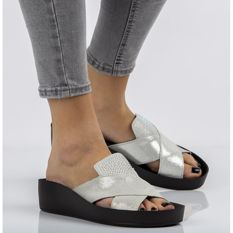 Nahkaiset tossut Filippo DK1222 / 20 Si hopea 1