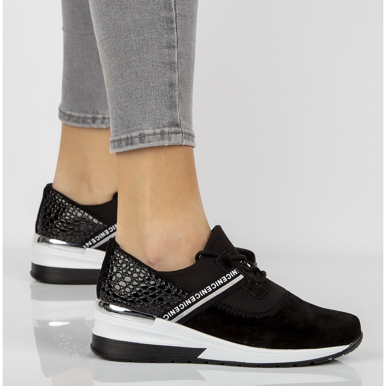 Nahkaiset lenkkarit Filippo DP1388 / 21 Bk mustat 1