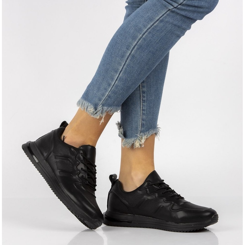 Nahkaiset urheilulenkkarit Filippo DP2017 / 21 Bk mustat 1