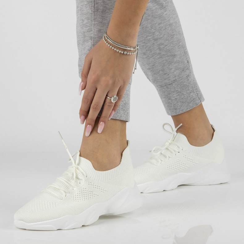 Naisten tennarit Filippo DTN2184 / 21 Wh valkoinen 1