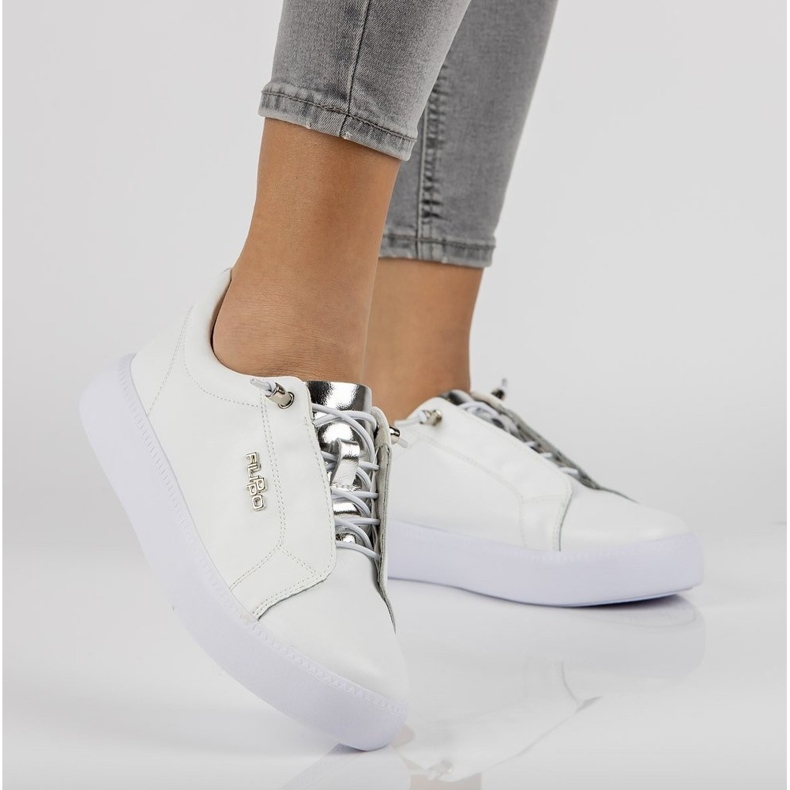 Nahkakengät Filippo DP2041 / 21 Wh valkoinen 1