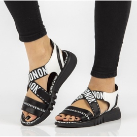 Mustat sandaalit kiilalla Filippo DS2317 / 21 Bk 1