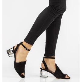 Mustat Filippo DS2107 / 21 Bk -korkoiset sandaalit 2