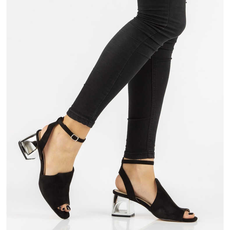 Mustat Filippo DS2107 / 21 Bk -korkoiset sandaalit 2