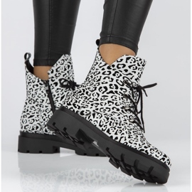 Filippo DBT3071 / 21 Wh valkoiset saappaat valkoinen musta 1