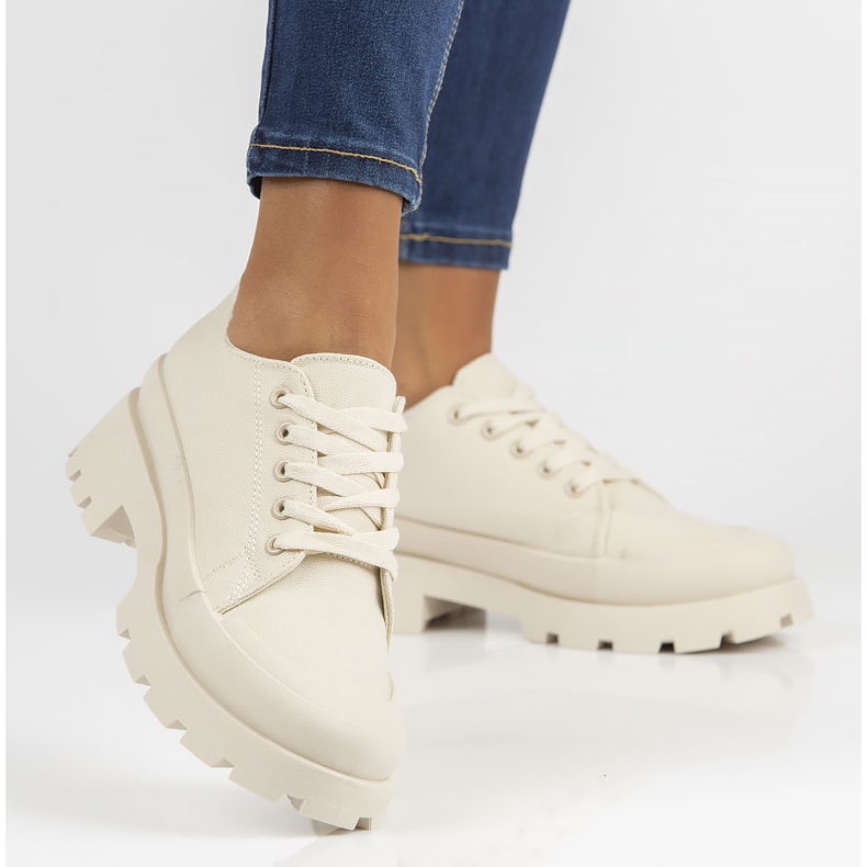 Filippo PC125 beige lenkkarit 1