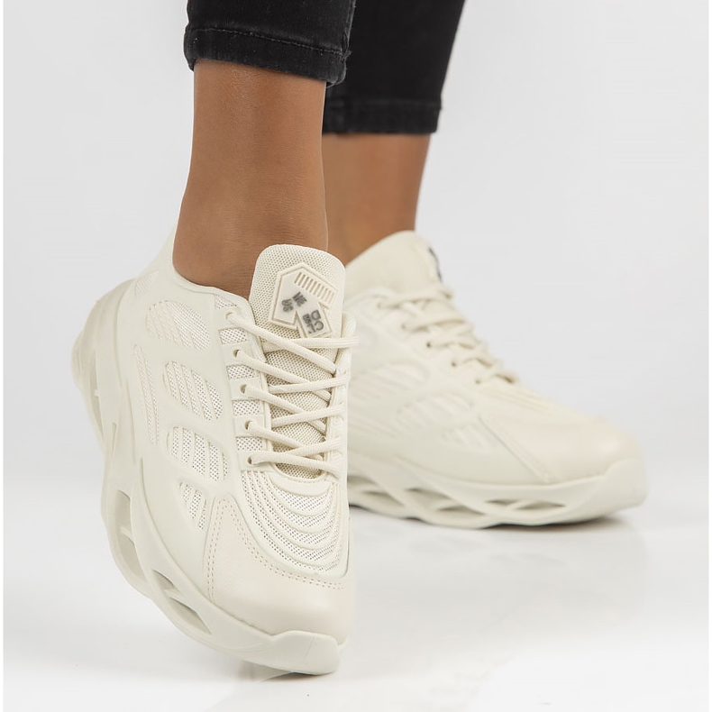 Filippo 21-Q17 beige lenkkarit 1