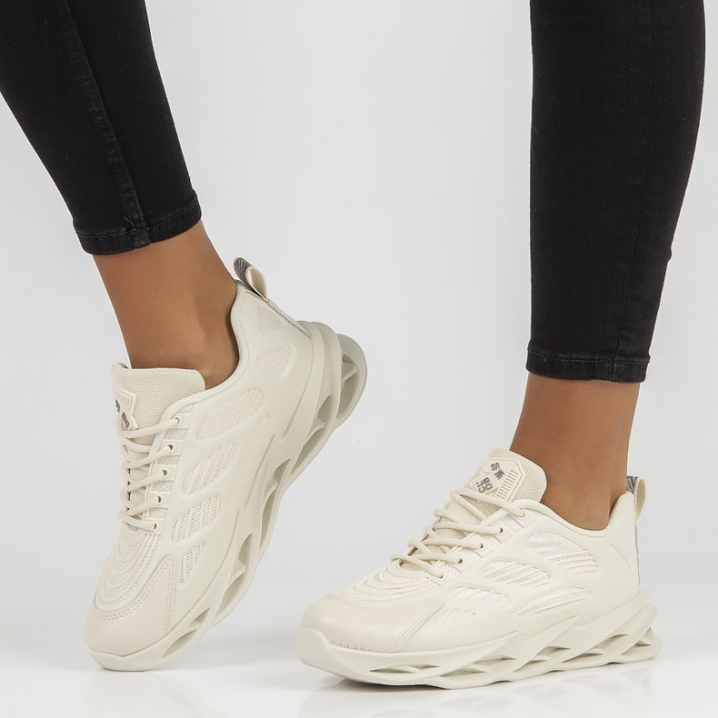 Filippo 21-Q17 beige lenkkarit 2