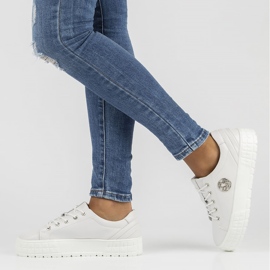 Nahkalenkkarit FILIPPO DP3528 / 22 Wh valkoinen 1