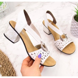 Nahkasandaalit kumilla Rieker W RKR433 valkoinen 1