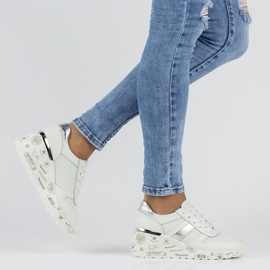 Nahkalenkkarit Filippo DP3550 / 22 Wh valkoinen 2