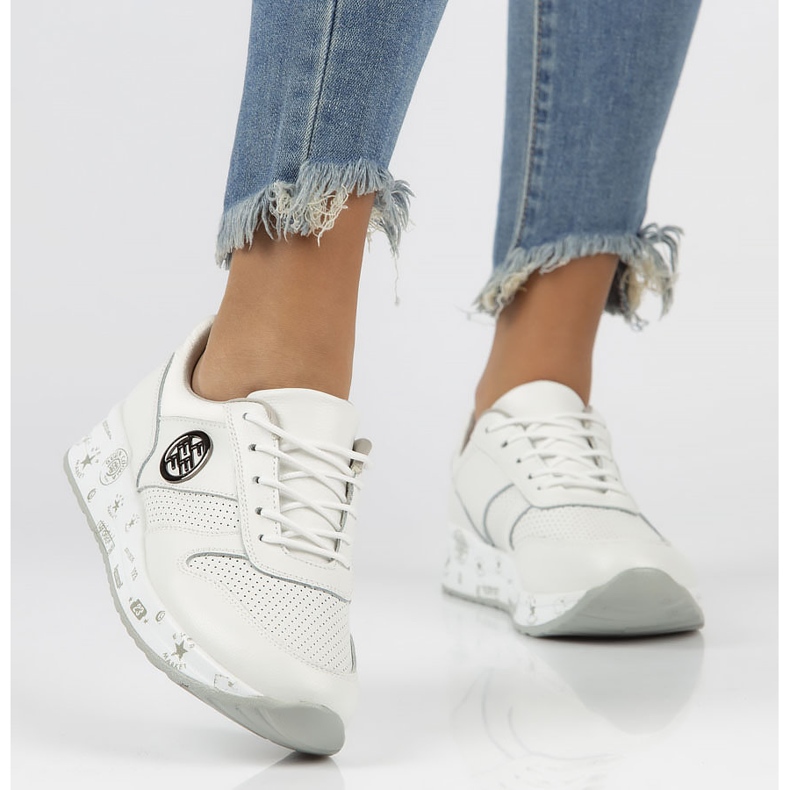 Nahkalenkkarit Filippo DP3542 / 22 Wh valkoinen 2