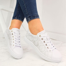 Tennarit Bugatti W INT1725 valkoiset valkoinen 2