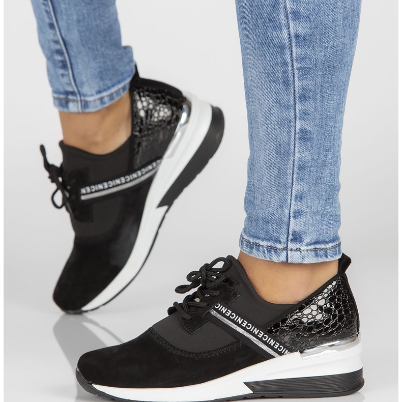 Nahkaiset tennarit Filippo DP1388 / 22 Bk mustat 1