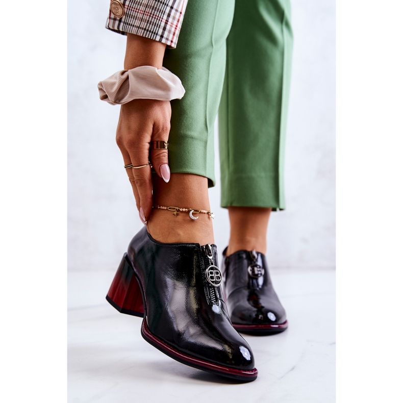 S.Barski Lakatut muodikkaat kengät mustalla ja punaisella Lorena-pylväällä 1