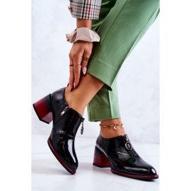 S.Barski Lakatut muodikkaat kengät mustalla ja punaisella Lorena-pylväällä 2