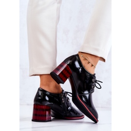 S.Barski Lakatut vetoketjulliset kengät musta ja punainen Laurosa 6