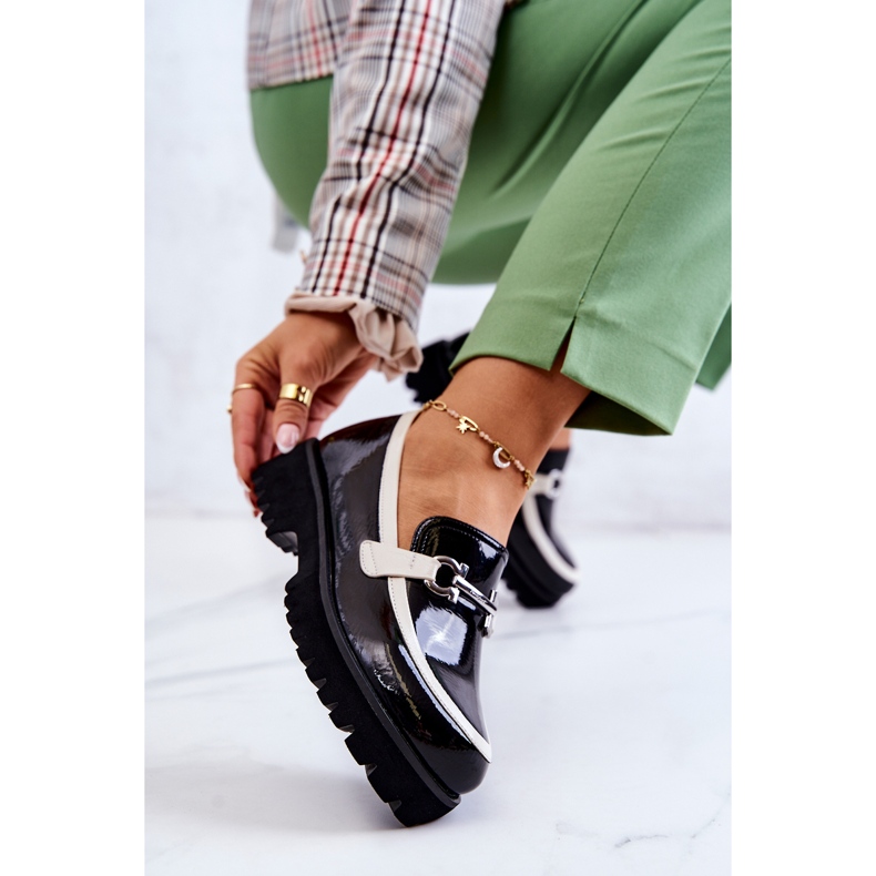 S.Barski Lakatut naisten loaferit mustavalkoinen Cassida 1