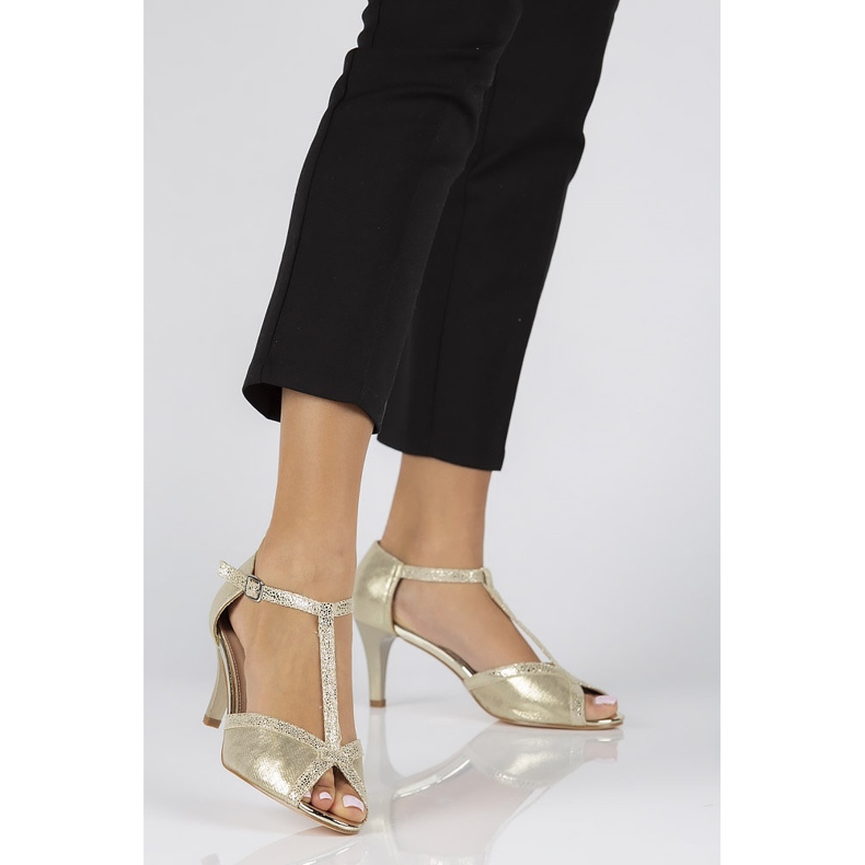 Filippo DS1360 / 22 Go kultaiset sandaalit kultainen 2