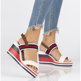 Sandaalit kiilassa Filippo DS2094 / 22 Wh Nv valkoinen punainen laivastonsininen 2