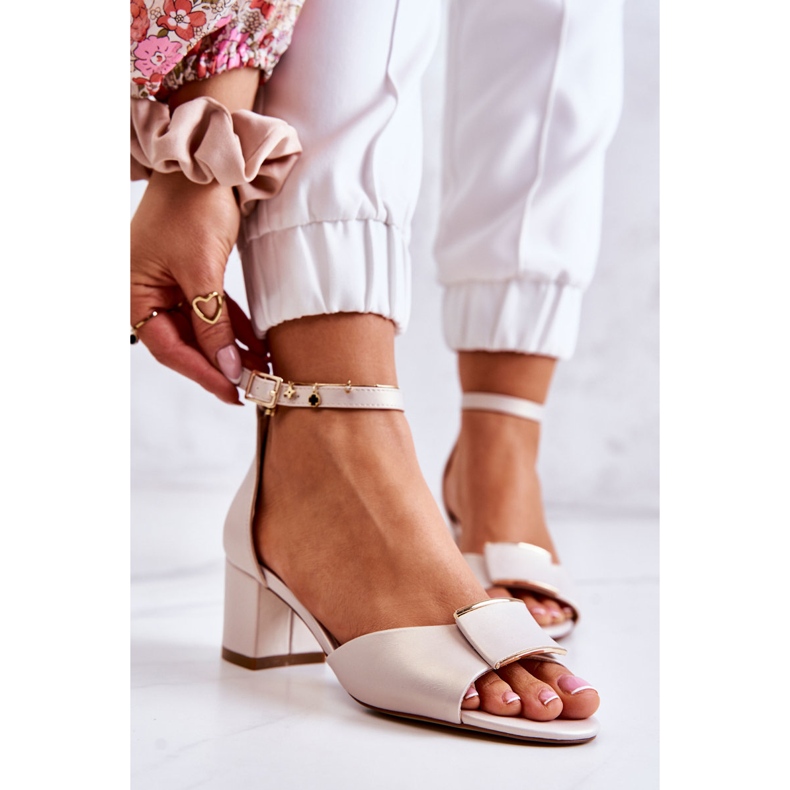 Sergio Leone Nahkasandaalit beige Floren -koristeella 1