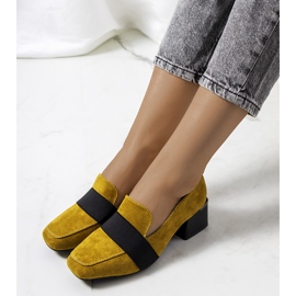 Keltaiset brogut Arden-postissa musta keltainen 1