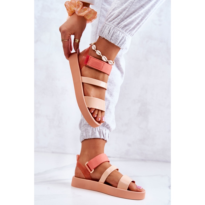 Tuoksuvat kumisandaalit tarranauhalla ZAXY HH285288 oranssi 1