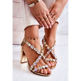 S.Barski Naisten korkeakorkoiset sandaalit Lu Boo Golden 8258-1 Vernee kultainen 1