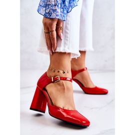 PG1 Muodikkaat lakatut pumput punaisessa maoripalkissa punainen 1