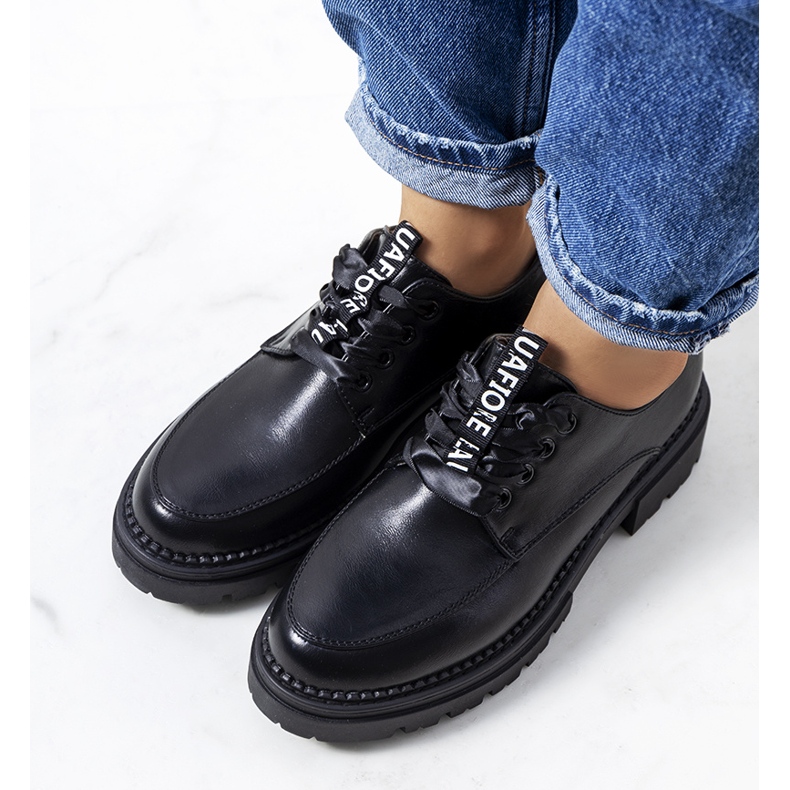 Mustat Merivale naisten kengät 1