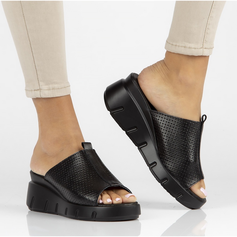 Nahkaiset tossut Filippo DK3594 / 22 Bk mustat 1