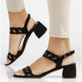 Filippo DS3606 / 22 Bk mustat sandaalit 1