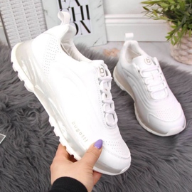 Valkoiset Bugatti urheilukengät JJ253094 valkoinen 1