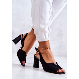 S.Barski Mokkamustat Fiorine Sandaalit baarissa 2