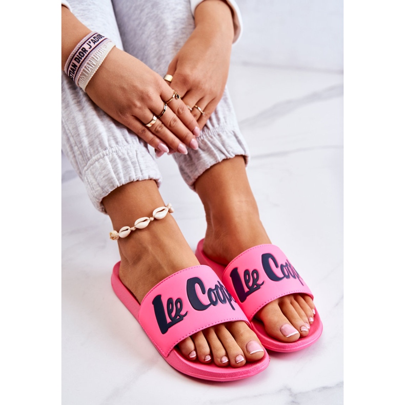 Naisten tossut Lee Cooper LCW-22-42-1000 Neon Pink vaaleanpunainen 2