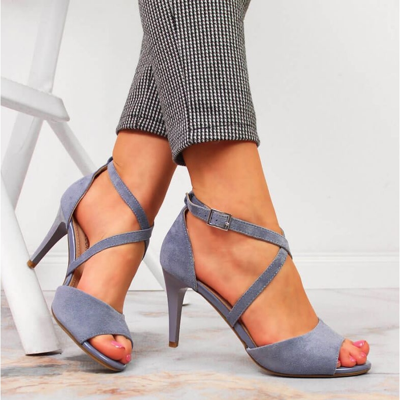 Sandaalit sinisellä korkokenällä W Sergio Leone sininen 2