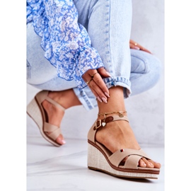 PS1 Naisten sandaalit Wedge Dark Beige Veenus 1